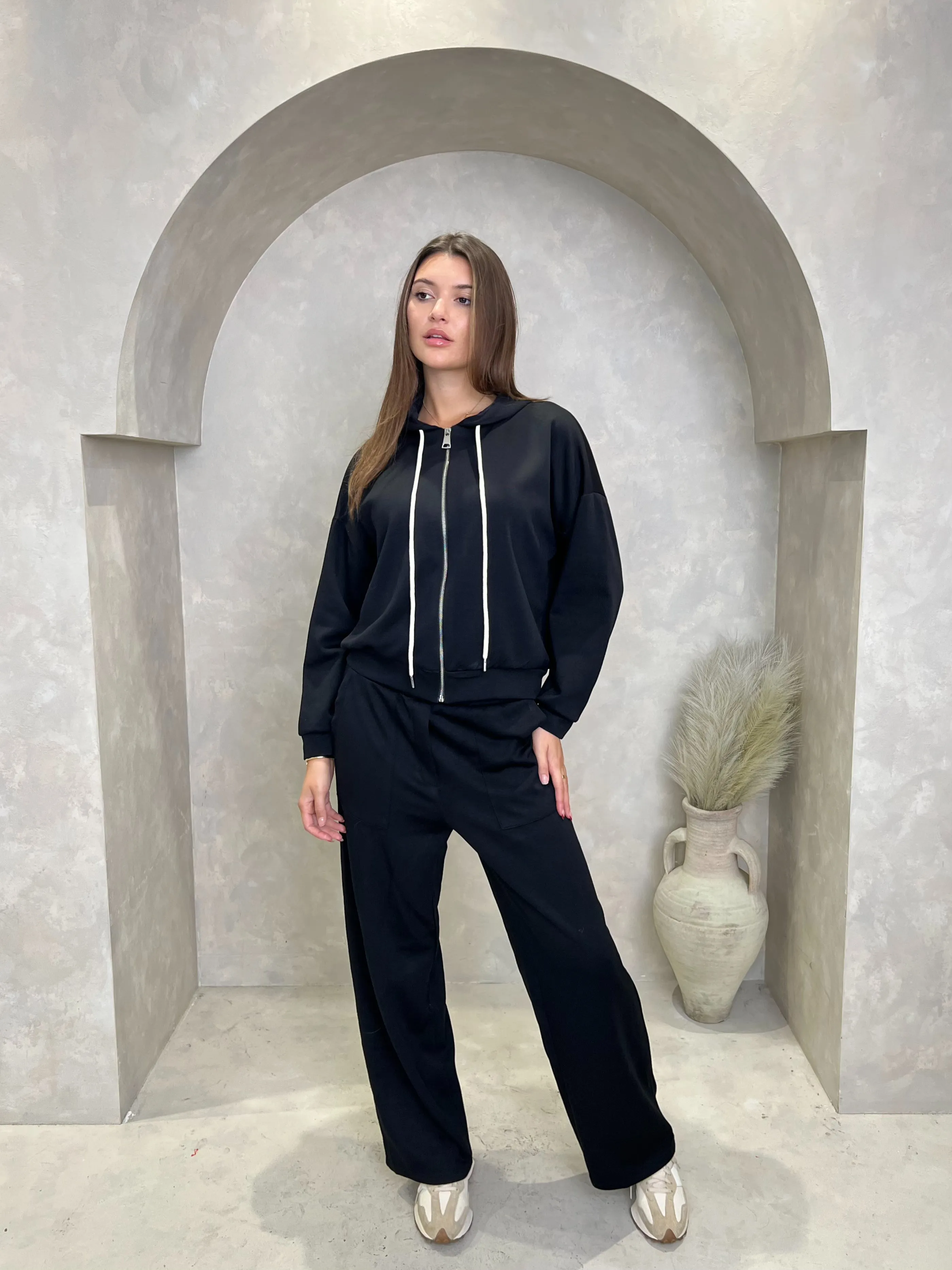 Black Pocket Jogging Bottoms