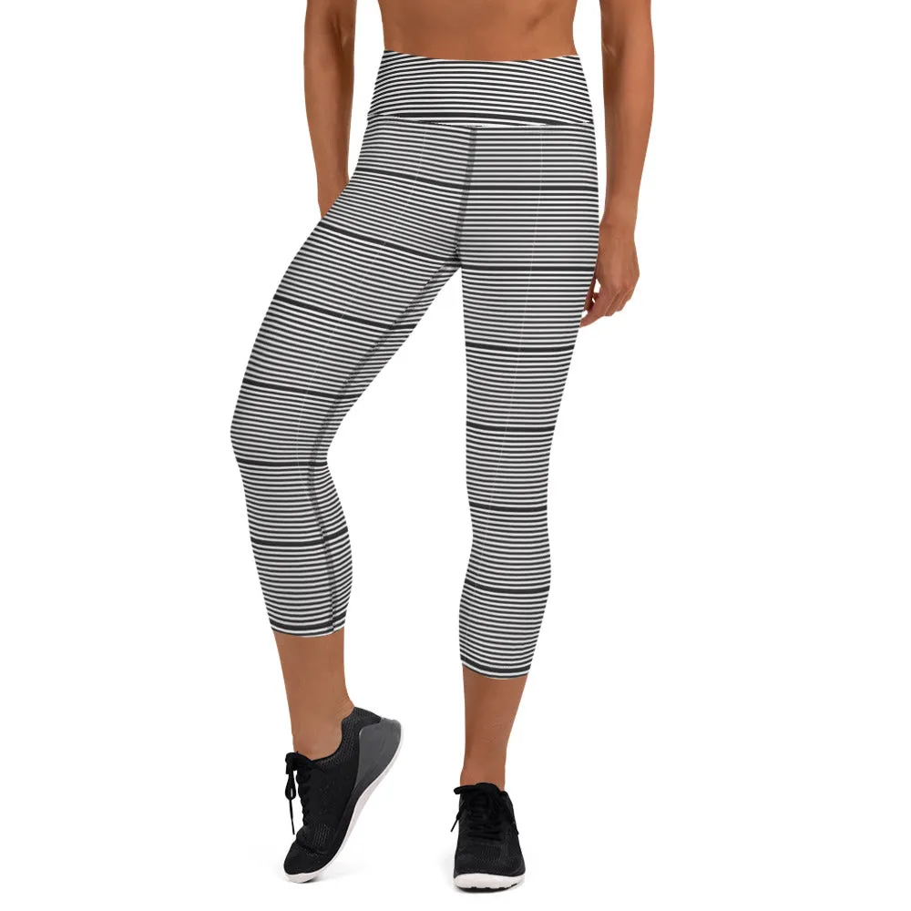 Black Striped Yoga Capri Leggings, Best Women's Horizontally Stripes Modern Capris Tights