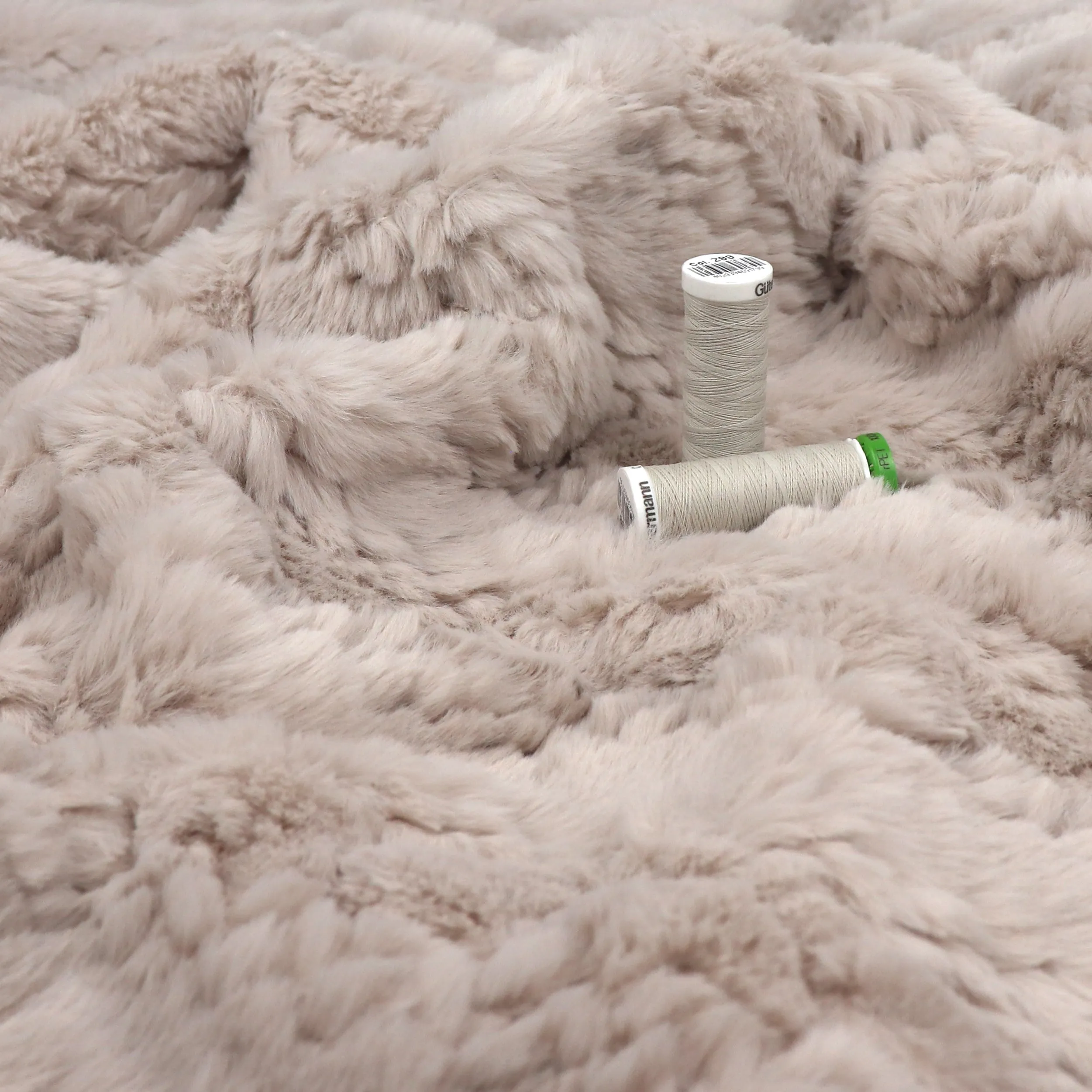 Faux Fur - Cable - Light Beige - SALE