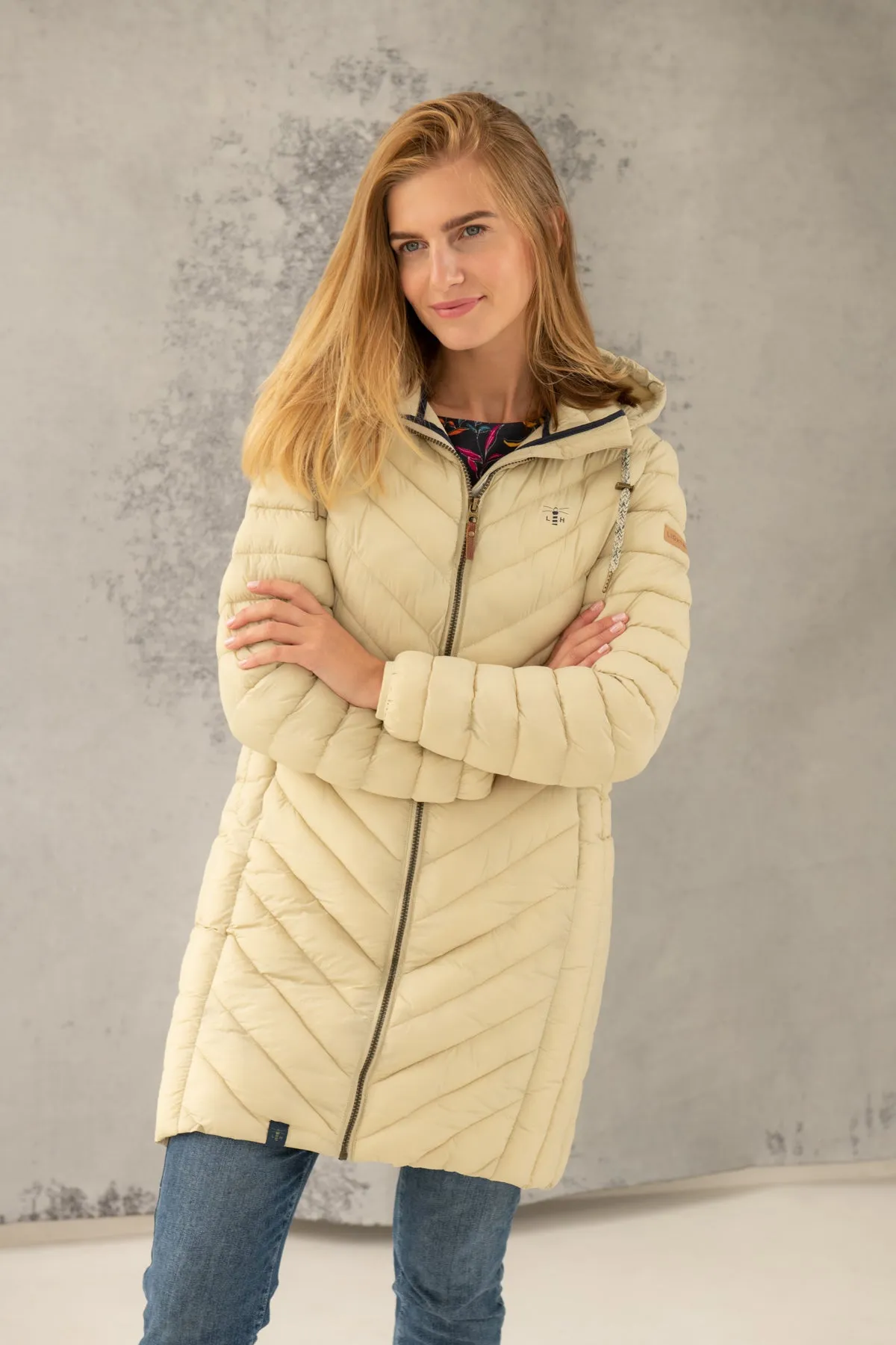 Laurel Coat - Almond