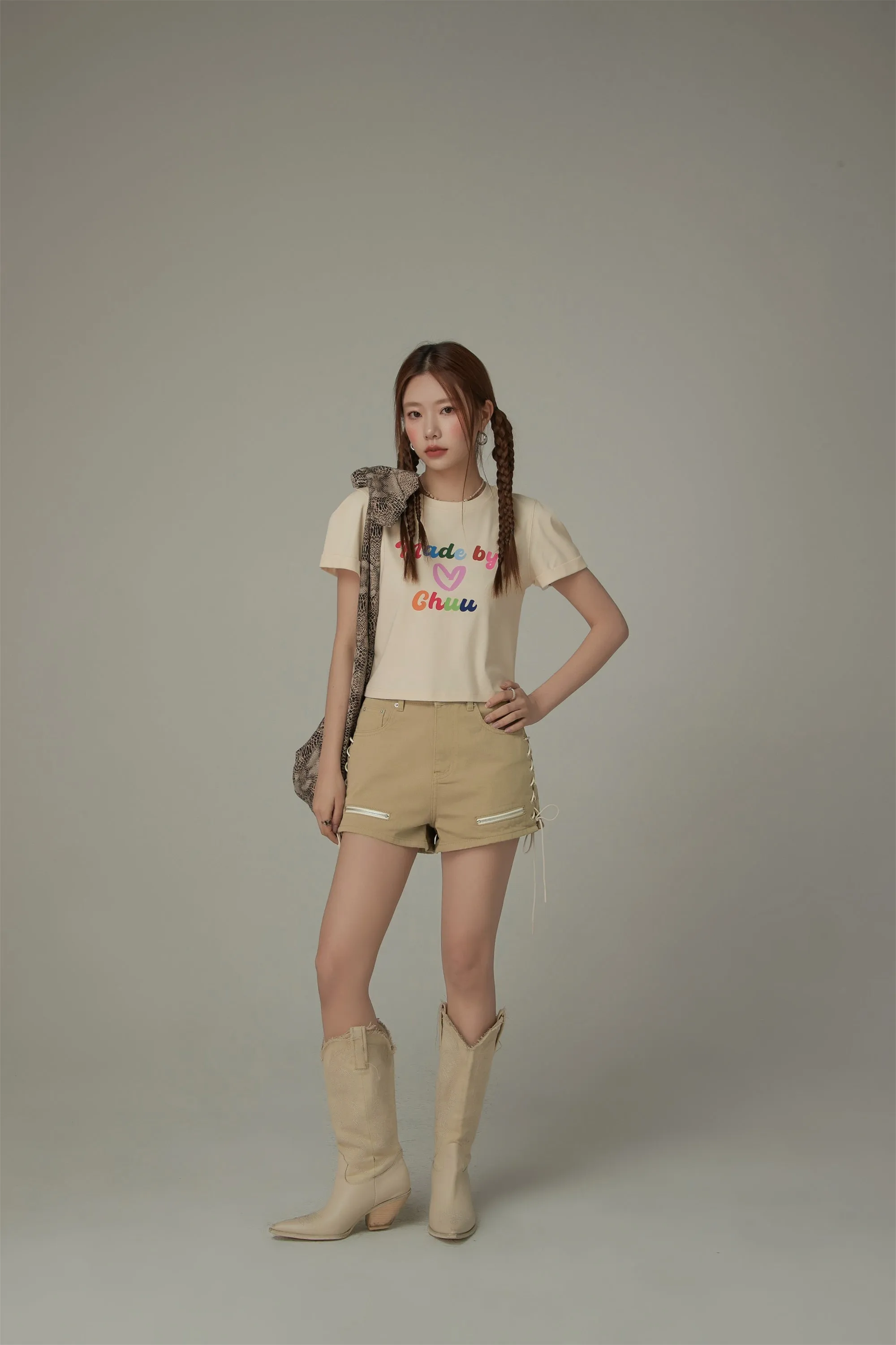 Made By Chuu Colorful Printed Cropped T-Shirt