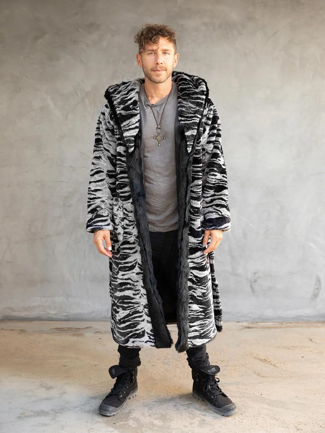 Tiger Classic Faux Fur Style Robe | Men's