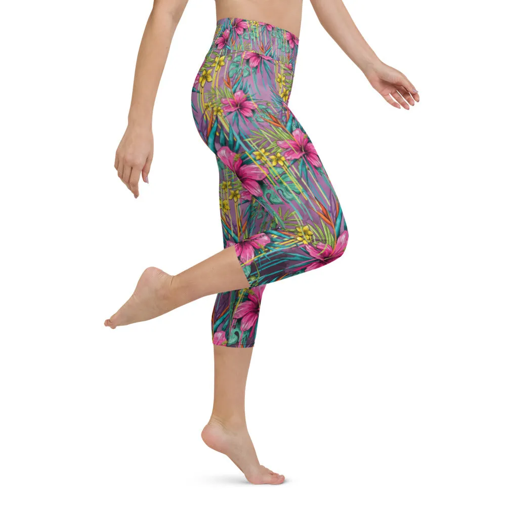 Tropical Yoga Capri Leggings, Floral Tropical Leaves Print Best Designer Women's Yoga Capri Leggings